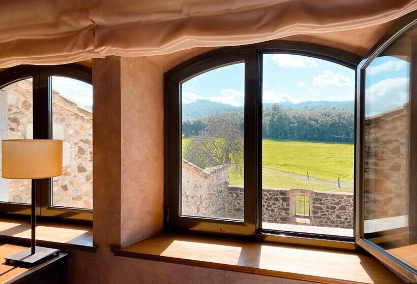 Отель Mas Trobat