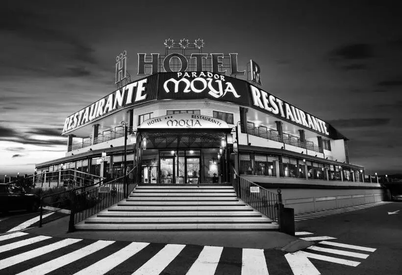 Hotel Moya