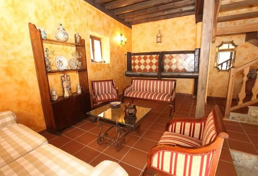 Hotelli Posada Villa Maria