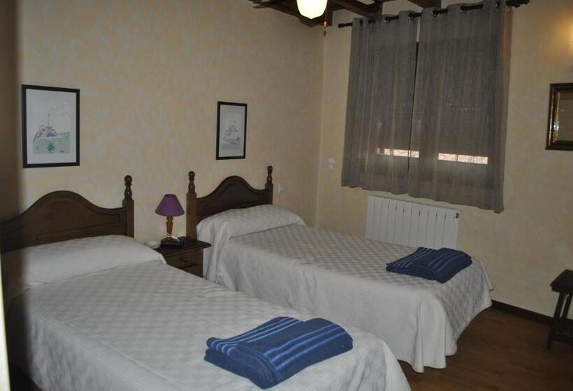 Отель Rural Los Perales