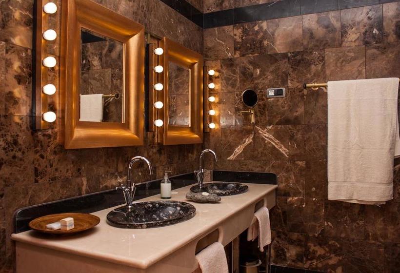 Отель Villa Rocamar