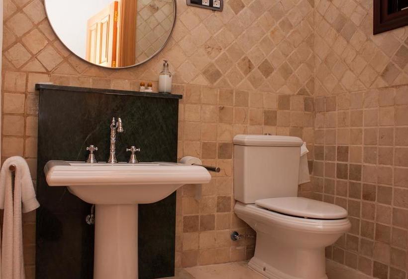 Отель Villa Rocamar