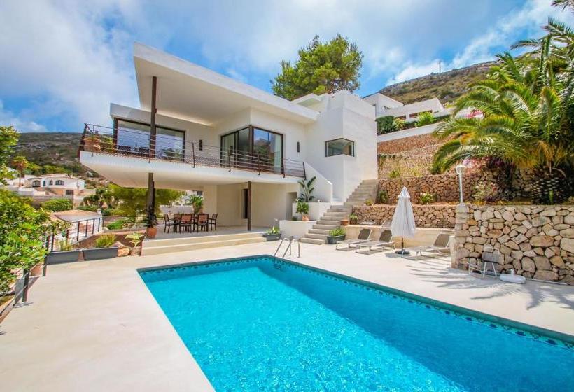Laja   Panoramic Hillside Holiday House In Moraira