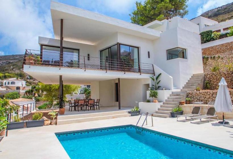 Laja   Panoramic Hillside Holiday House In Moraira