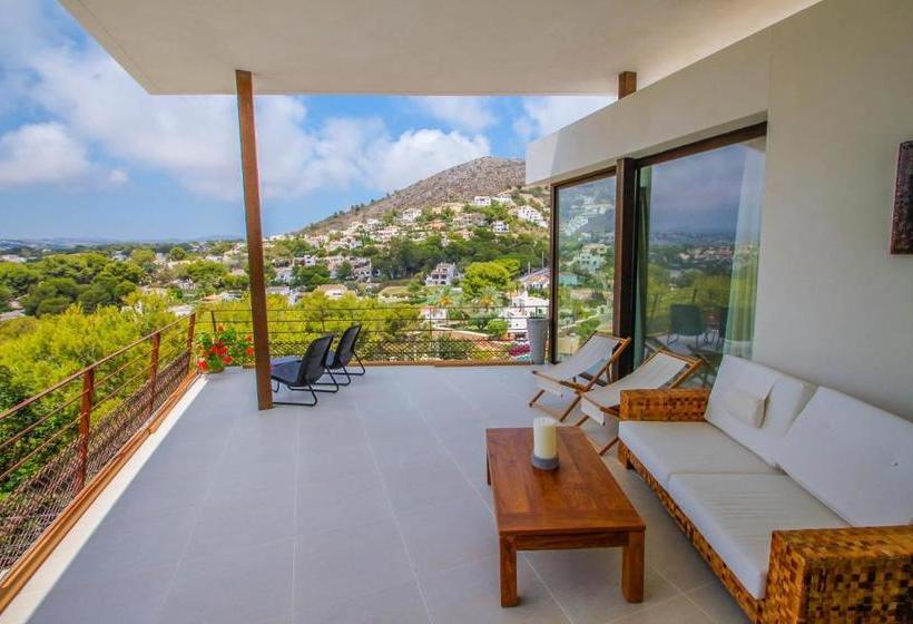 Laja   Panoramic Hillside Holiday House In Moraira