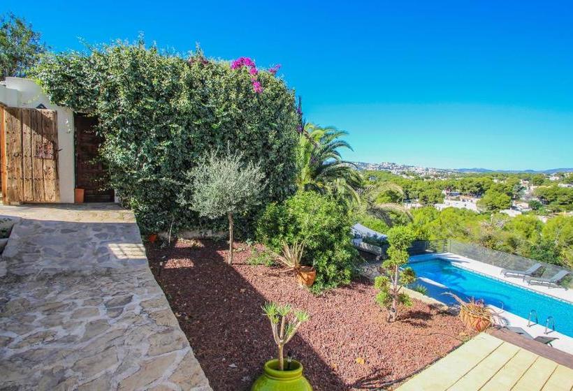 Laja   Panoramic Hillside Holiday House In Moraira