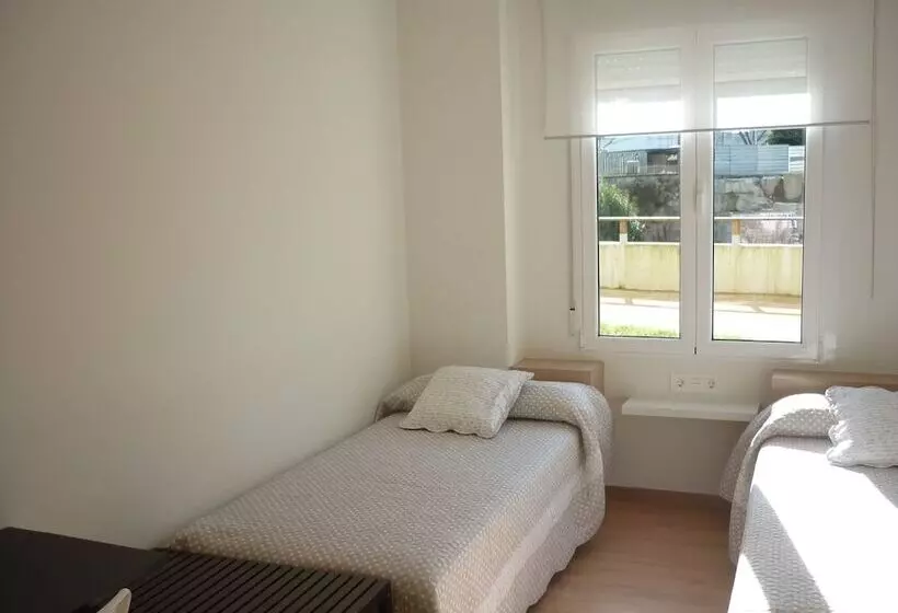 Pensión Albergue Puente Ribeira