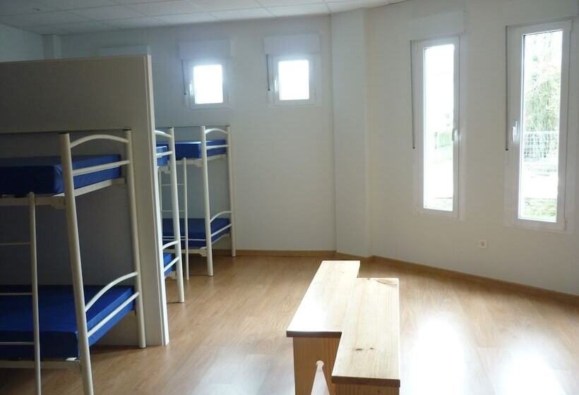 Pensión Albergue Puente Ribeira