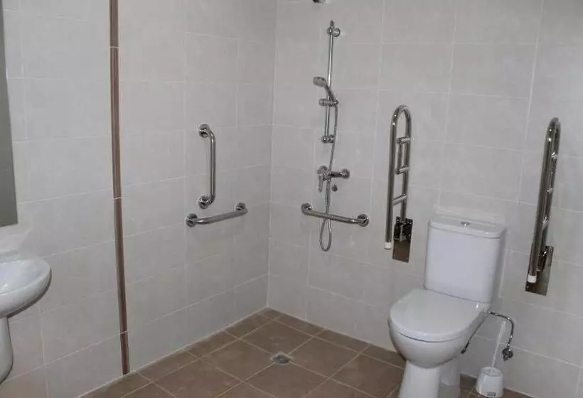 Pensión Albergue Puente Ribeira