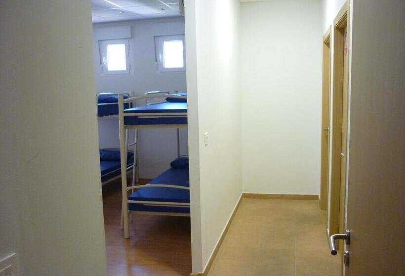 Pensión Albergue Puente Ribeira