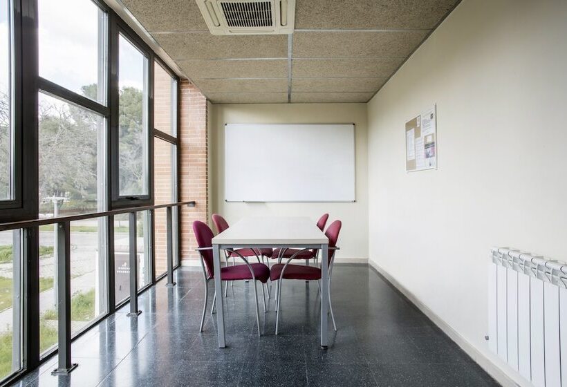 Residencia Universitaria Giner De Los Ríos