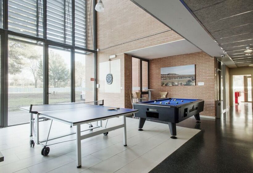 Residencia Universitaria Giner De Los Ríos