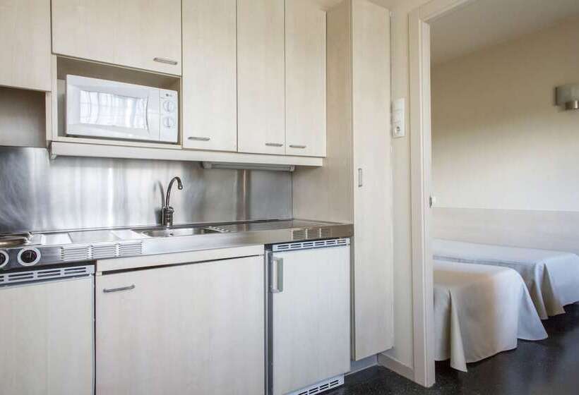 Residencia Universitaria Giner De Los Ríos