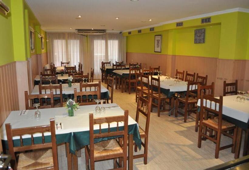 호스텔 Hostal Alcazaba