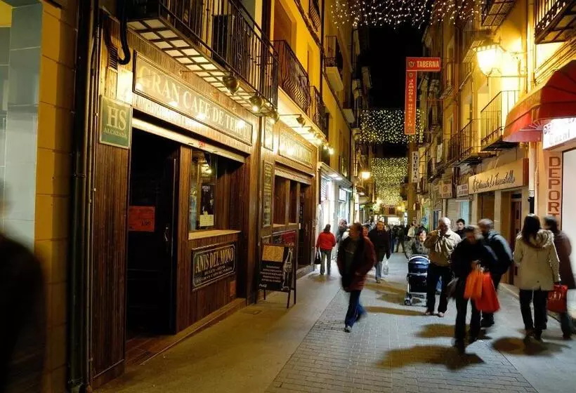 Alberg Hostal Alcazaba
