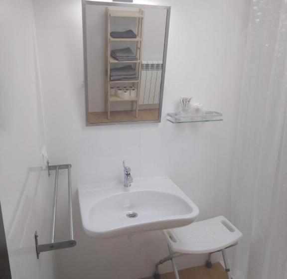 호스텔 Hostal Alcazaba