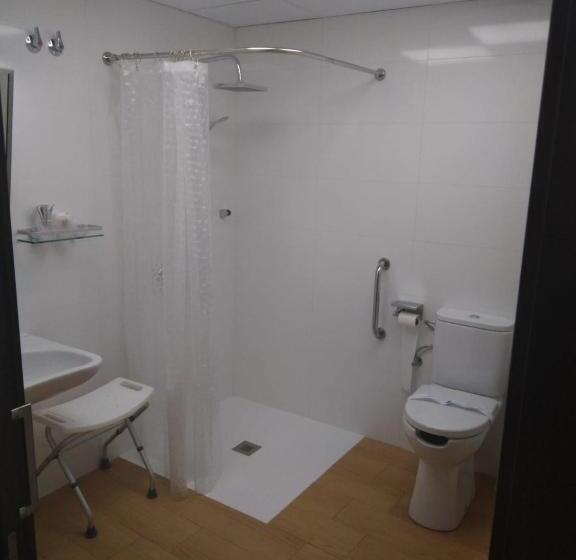 호스텔 Hostal Alcazaba