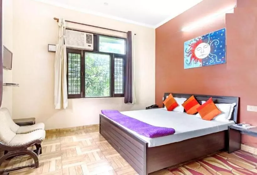 تختخواب و صبحانه Amraai Homestay