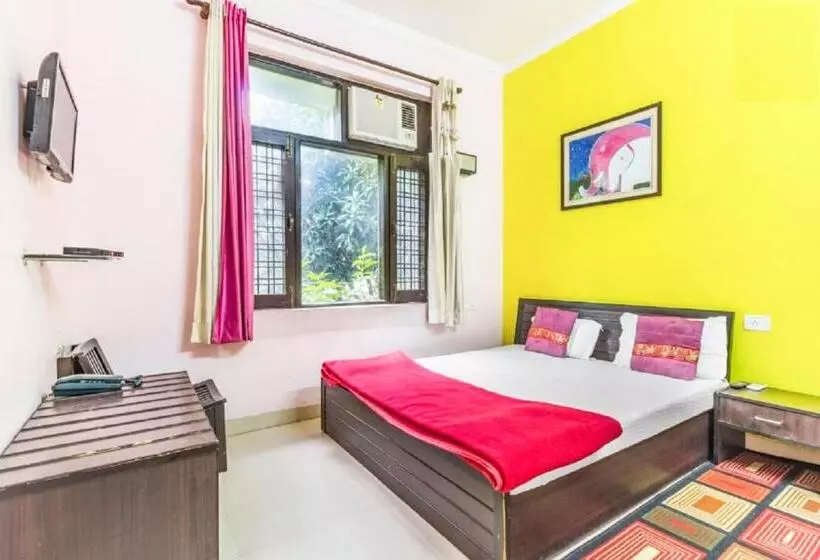 تختخواب و صبحانه Amraai Homestay
