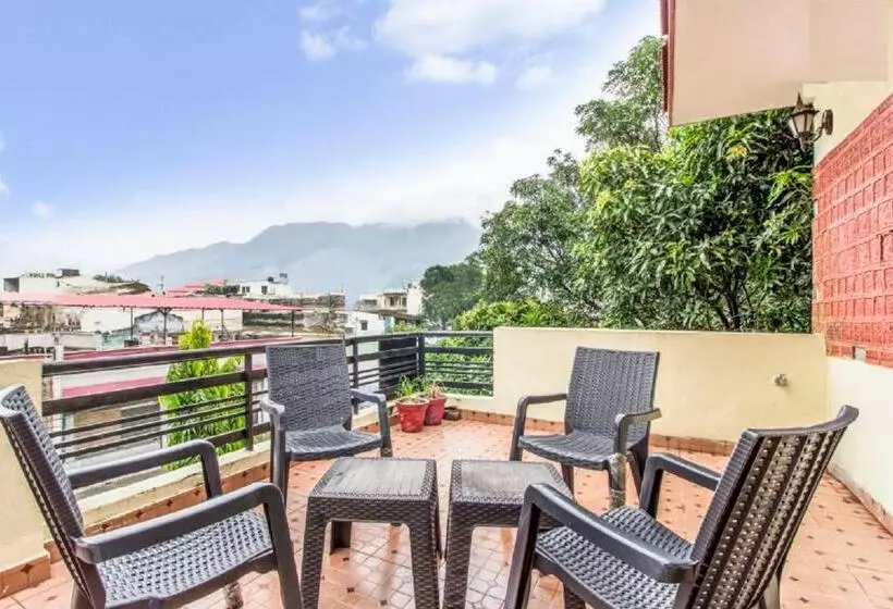 تختخواب و صبحانه Amraai Homestay