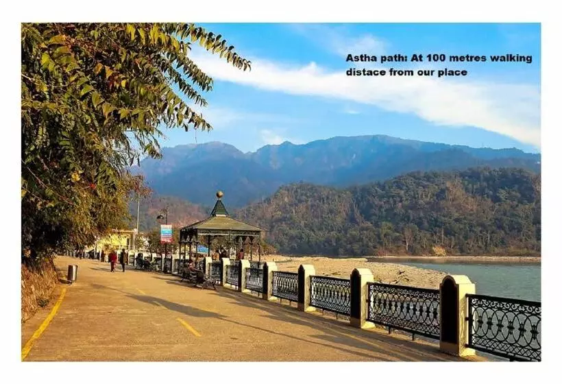 تختخواب و صبحانه Amraai Homestay
