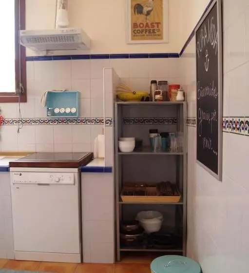 Hostel Pura Vida - Albergue Juvenil