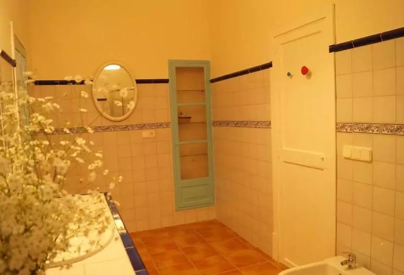 Hostel Pura Vida - Albergue Juvenil