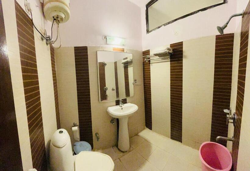 호텔 Capital O 3695  Daichi