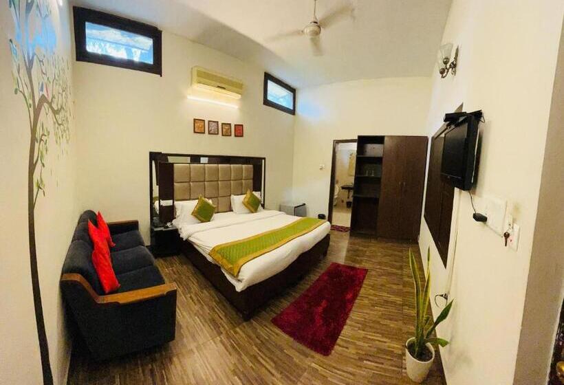 호텔 Capital O 3695  Daichi