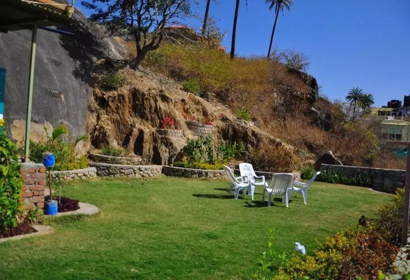Hotel Oasis