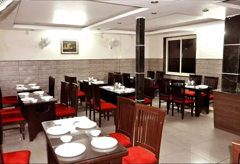 ホテル Jagdish Residency