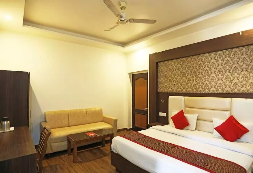 ホテル Jagdish Residency