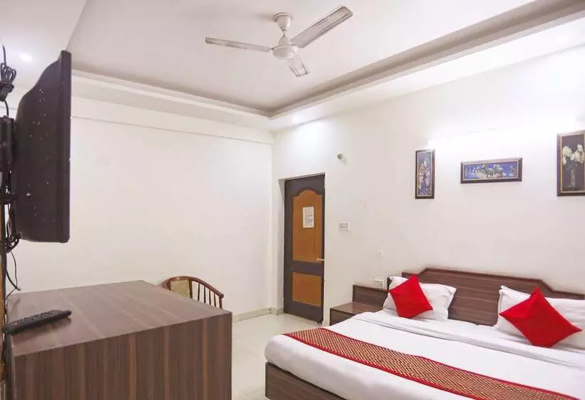 ホテル Jagdish Residency