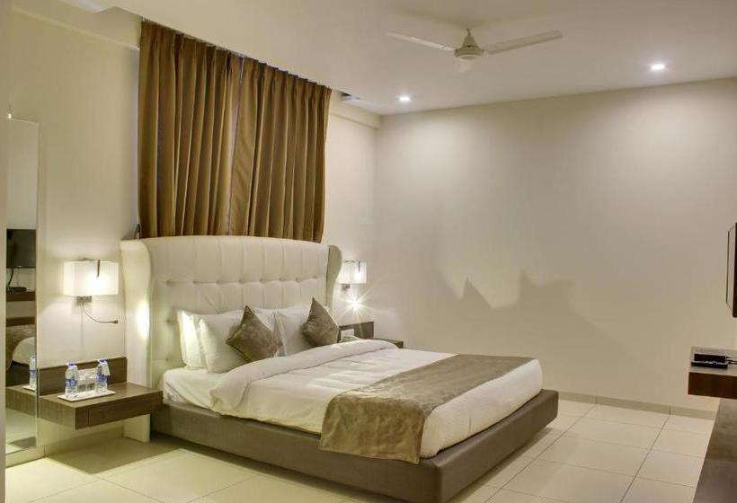 Отель Lake View