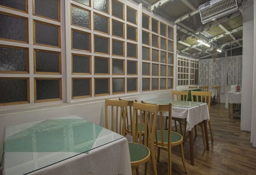 Hotel Muscatel Spring Burn   100 Mts From Mall Road