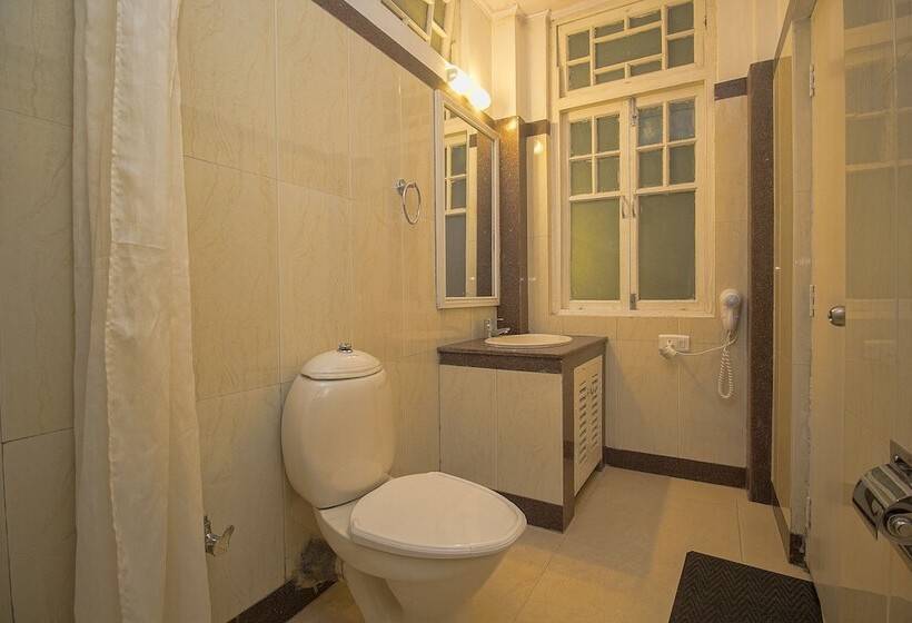 Hotel Muscatel Spring Burn   100 Mts From Mall Road