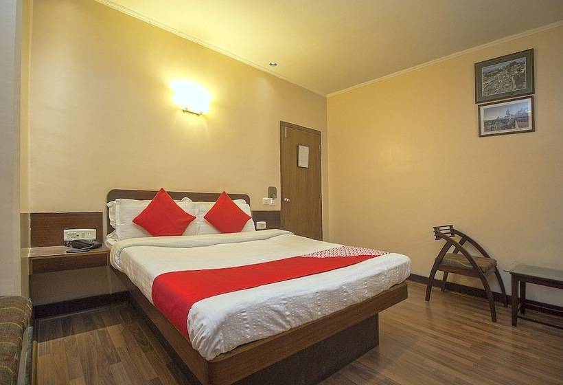 Hotel Muscatel Spring Burn   100 Mts From Mall Road