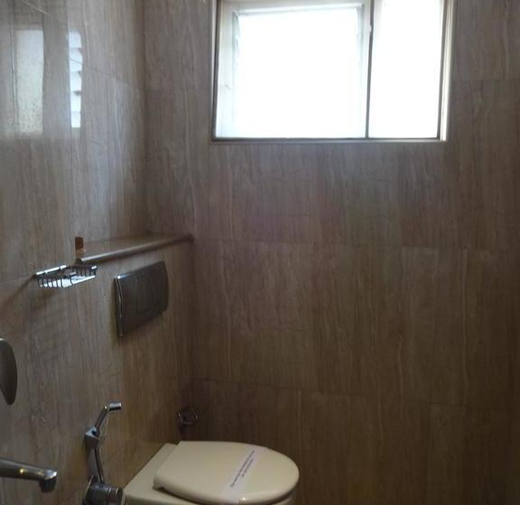 هتل Ragavendra Residency