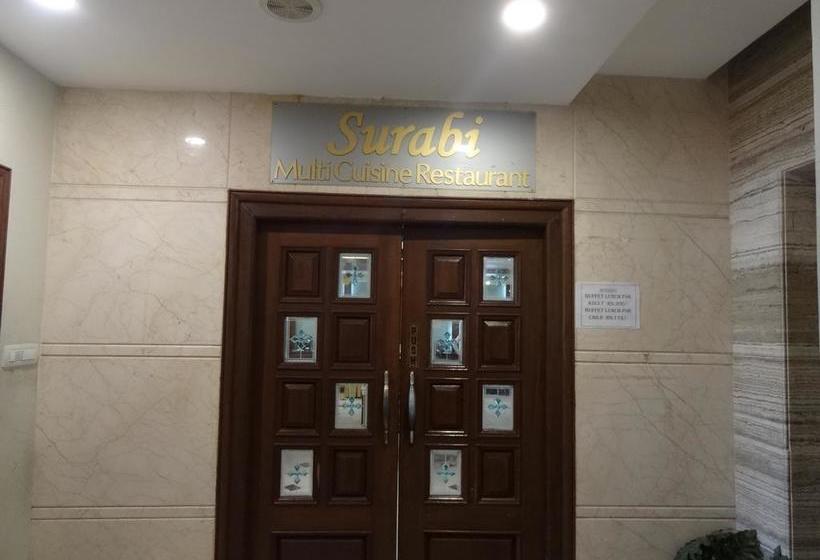 هتل Ragavendra Residency