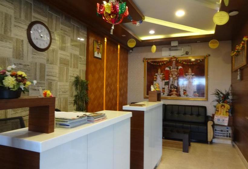 هتل Ragavendra Residency