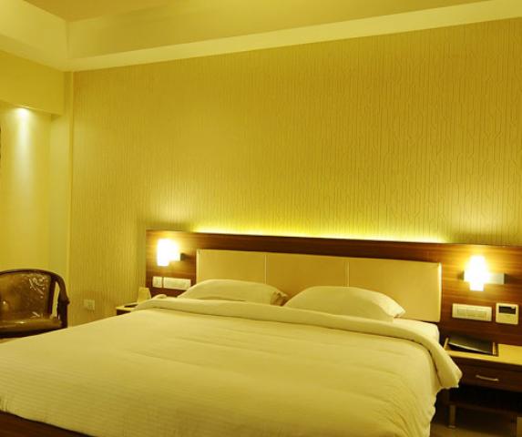 هتل Ragavendra Residency