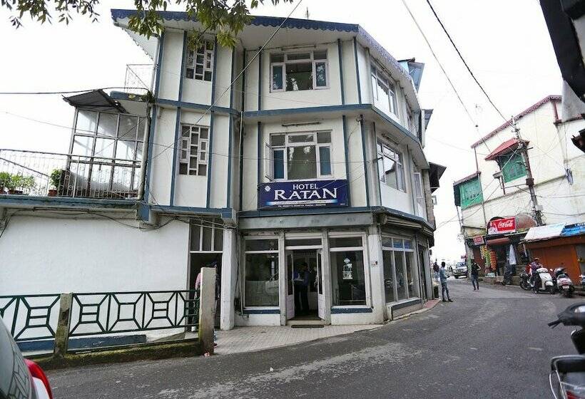 ホテル Ratan