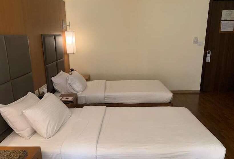 Hotel The Classique Club