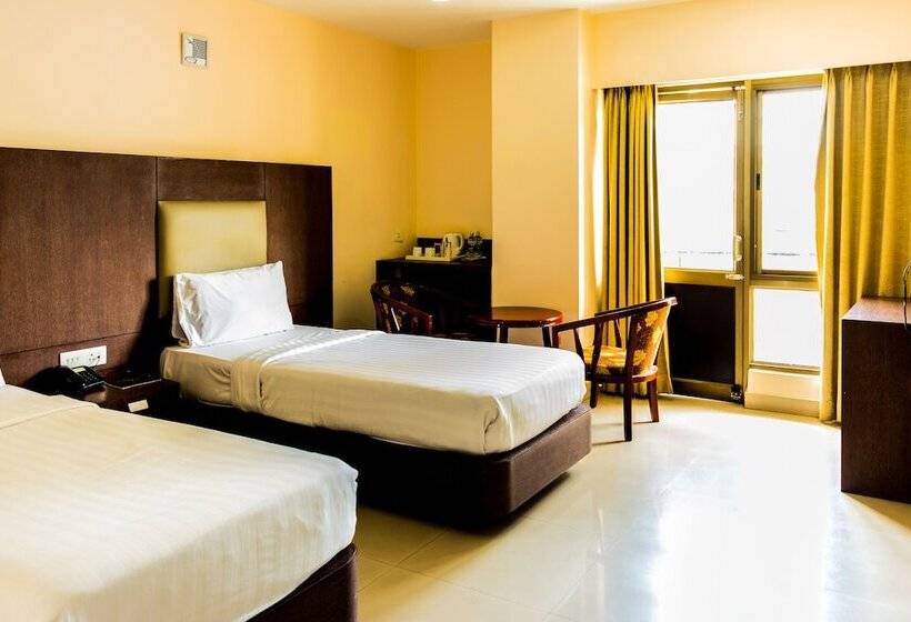 فندق The Contour