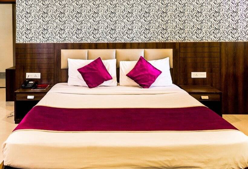 فندق The Contour