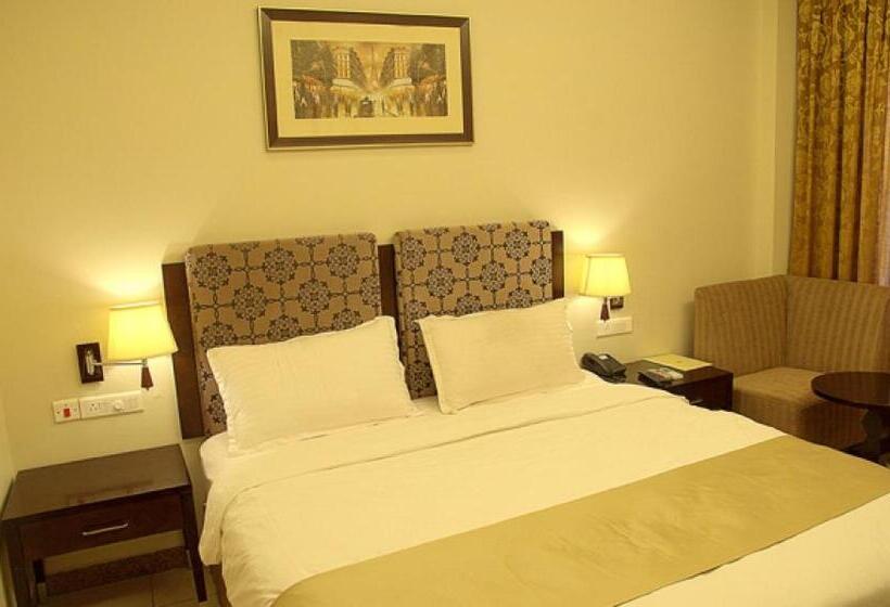 Pramod Convention & Club Resort