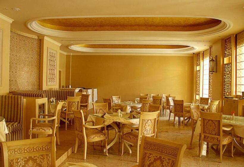 Pramod Convention & Club Resort