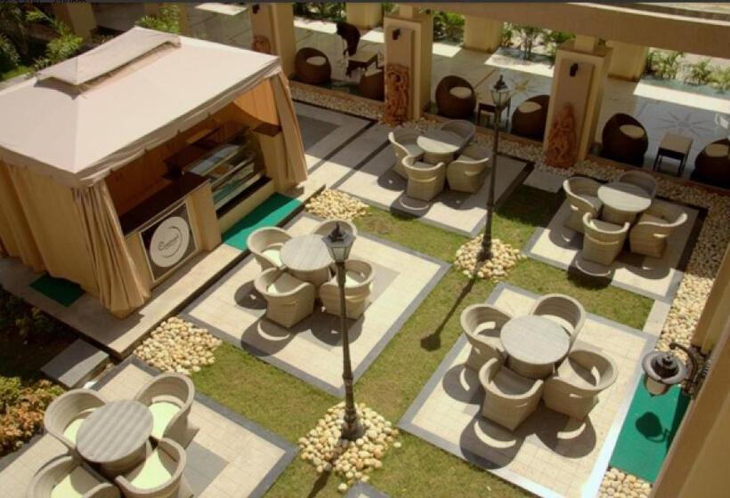 Pramod Convention & Club Resort