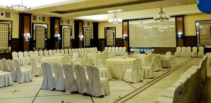 Pramod Convention & Club Resort