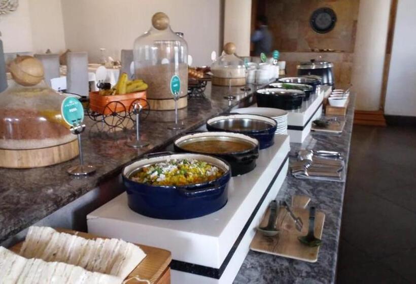 Pramod Convention & Club Resort